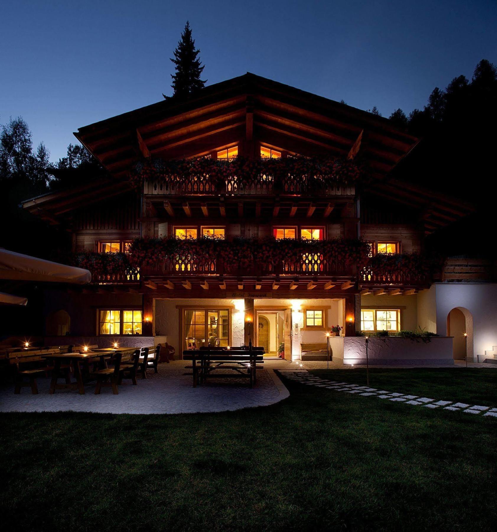 Fogajard Lovely Chalet Madonna di Campiglio Exterior photo